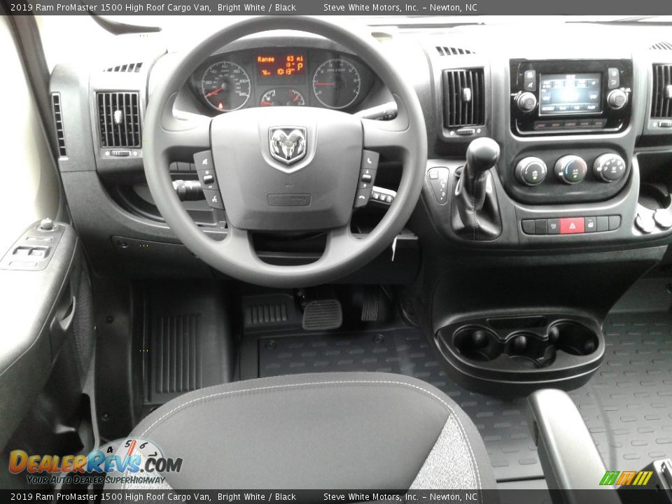 2019 Ram ProMaster 1500 High Roof Cargo Van Bright White / Black Photo #22