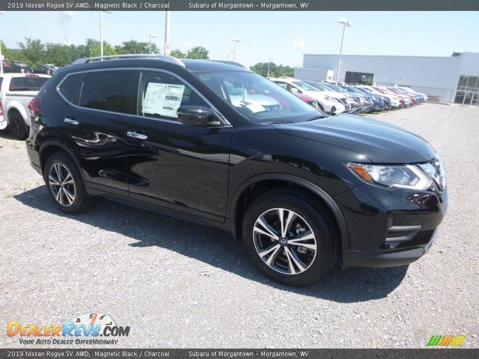 2019 Nissan Rogue SV AWD Magnetic Black / Charcoal Photo #1