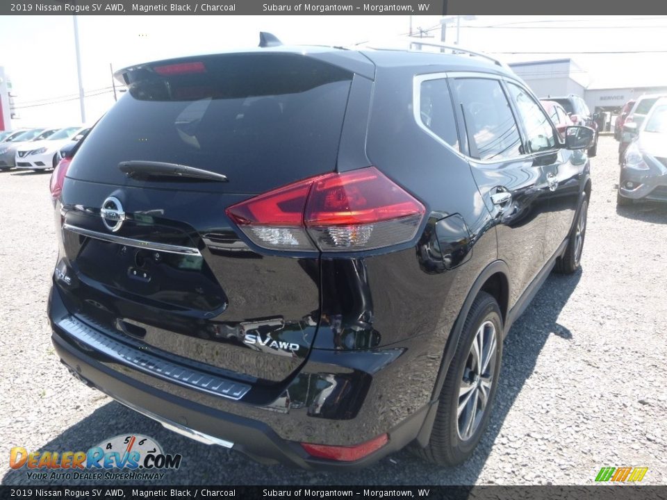 2019 Nissan Rogue SV AWD Magnetic Black / Charcoal Photo #4