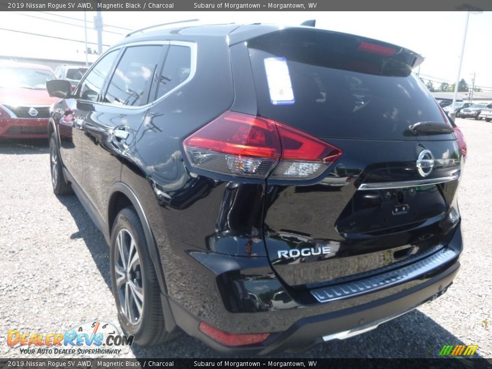 2019 Nissan Rogue SV AWD Magnetic Black / Charcoal Photo #6