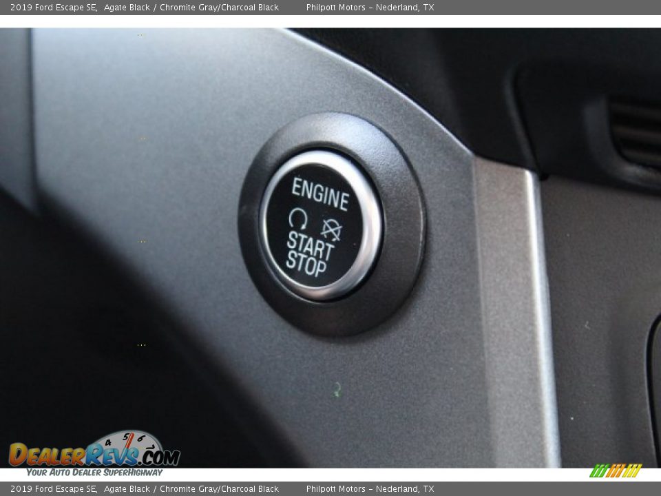 2019 Ford Escape SE Agate Black / Chromite Gray/Charcoal Black Photo #17