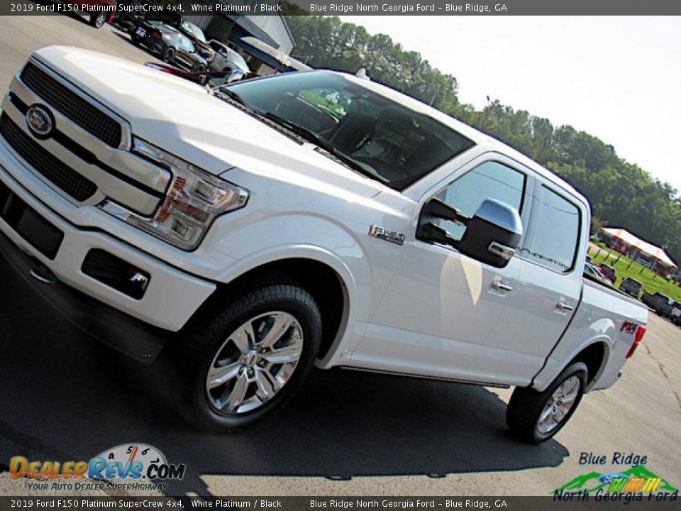 2019 Ford F150 Platinum SuperCrew 4x4 White Platinum / Black Photo #32