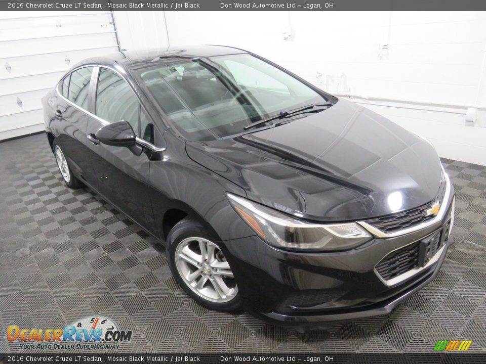 2016 Chevrolet Cruze LT Sedan Mosaic Black Metallic / Jet Black Photo #4