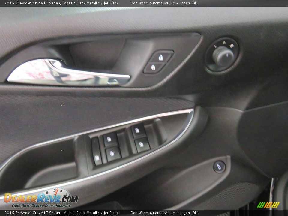 2016 Chevrolet Cruze LT Sedan Mosaic Black Metallic / Jet Black Photo #18