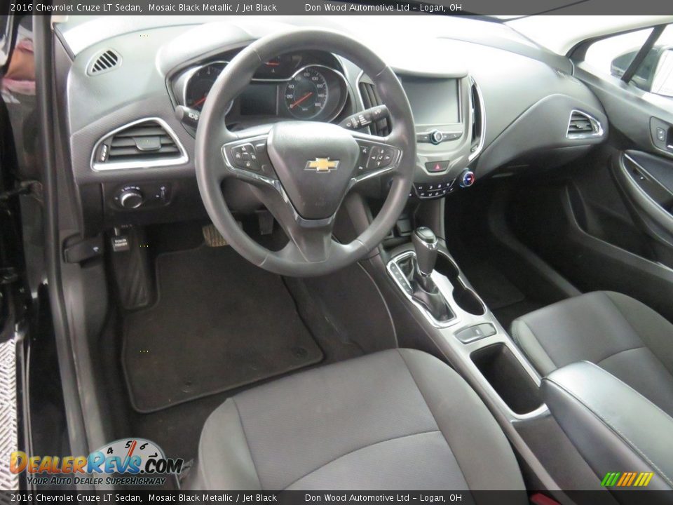2016 Chevrolet Cruze LT Sedan Mosaic Black Metallic / Jet Black Photo #21
