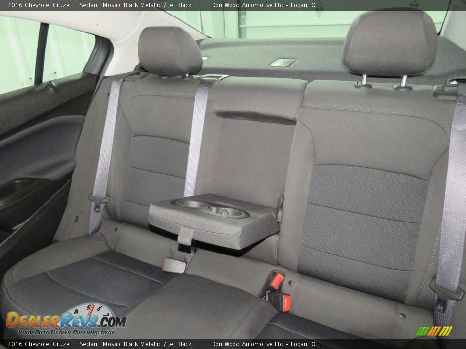 2016 Chevrolet Cruze LT Sedan Mosaic Black Metallic / Jet Black Photo #22