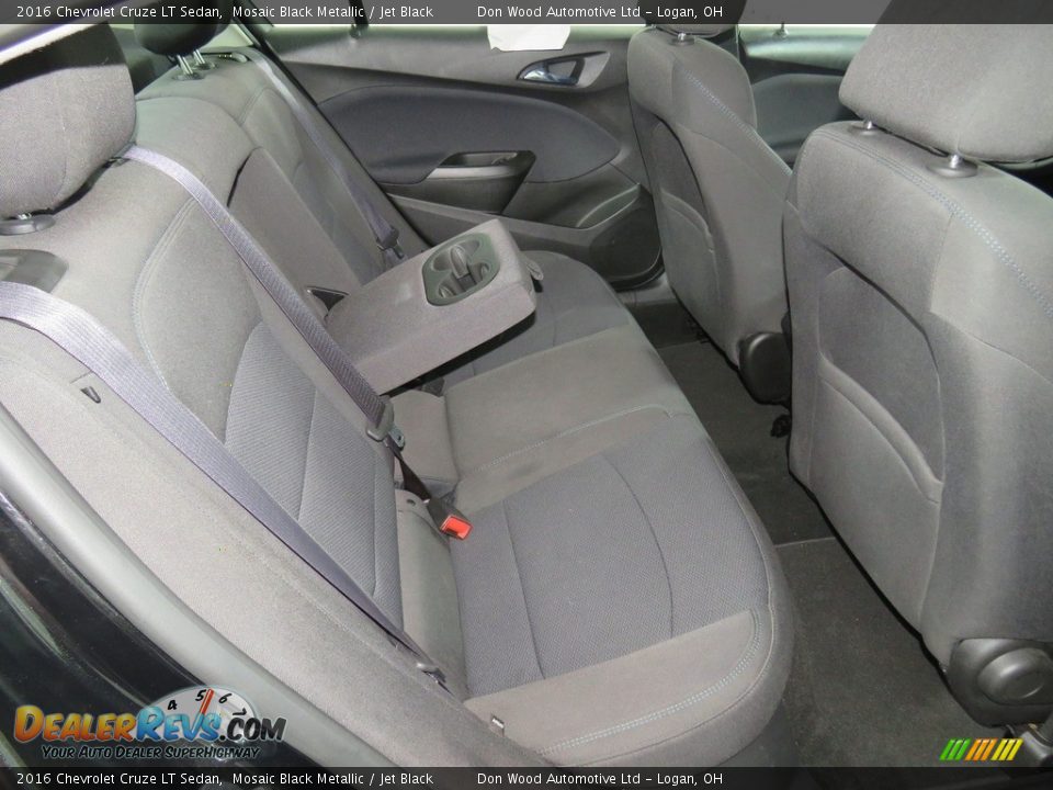 2016 Chevrolet Cruze LT Sedan Mosaic Black Metallic / Jet Black Photo #27