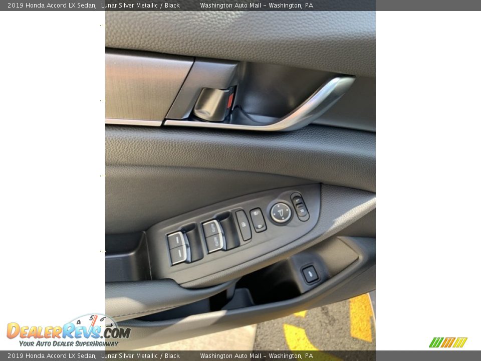 2019 Honda Accord LX Sedan Lunar Silver Metallic / Black Photo #11