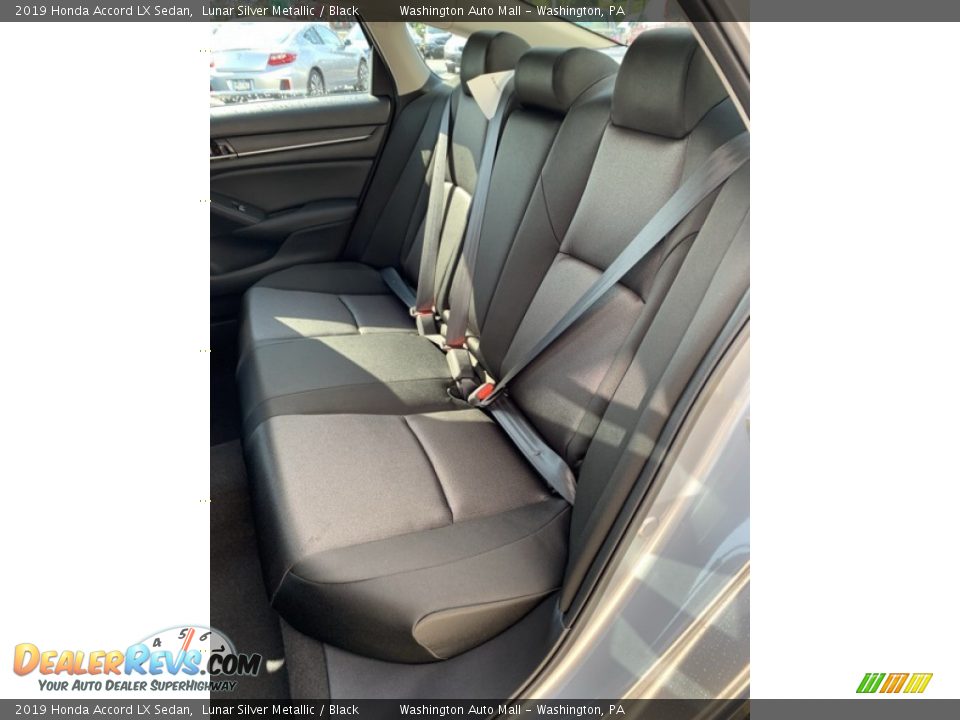 2019 Honda Accord LX Sedan Lunar Silver Metallic / Black Photo #18