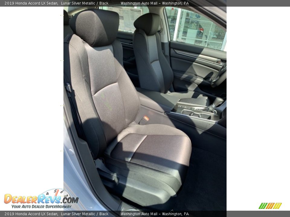 2019 Honda Accord LX Sedan Lunar Silver Metallic / Black Photo #26