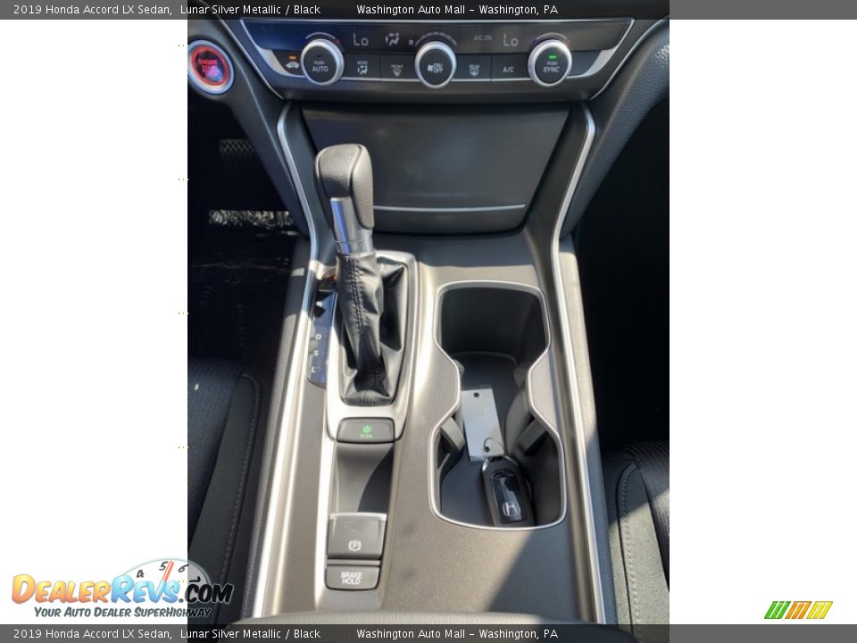 2019 Honda Accord LX Sedan Lunar Silver Metallic / Black Photo #32