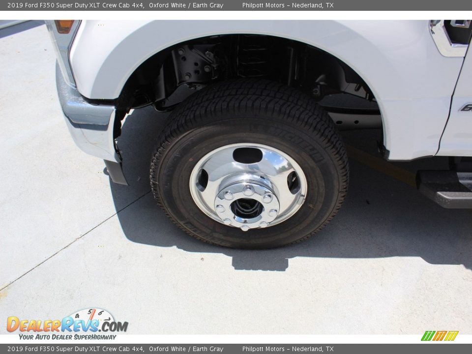2019 Ford F350 Super Duty XLT Crew Cab 4x4 Oxford White / Earth Gray Photo #9
