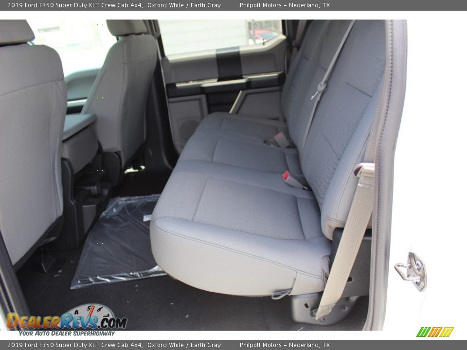 2019 Ford F350 Super Duty XLT Crew Cab 4x4 Oxford White / Earth Gray Photo #20