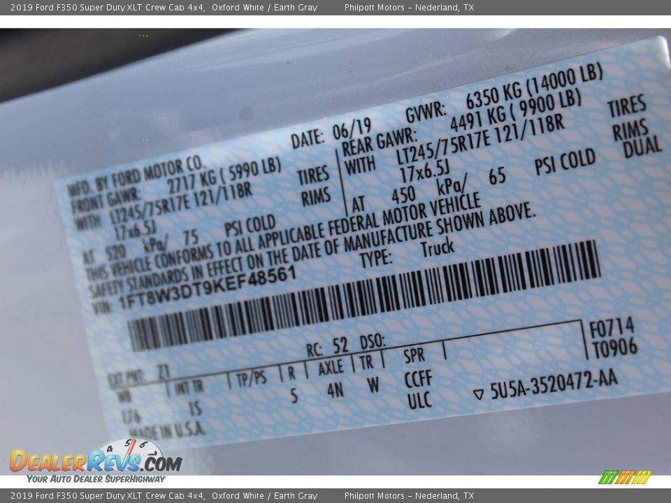 2019 Ford F350 Super Duty XLT Crew Cab 4x4 Oxford White / Earth Gray Photo #25