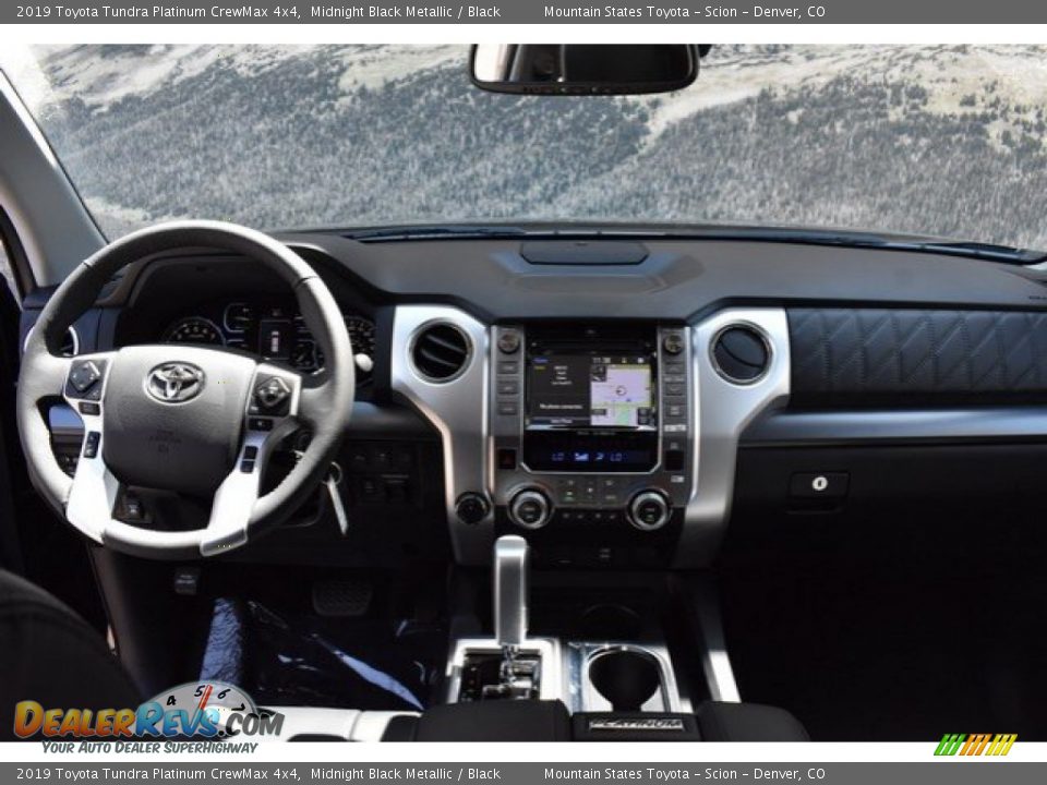 2019 Toyota Tundra Platinum CrewMax 4x4 Midnight Black Metallic / Black Photo #7