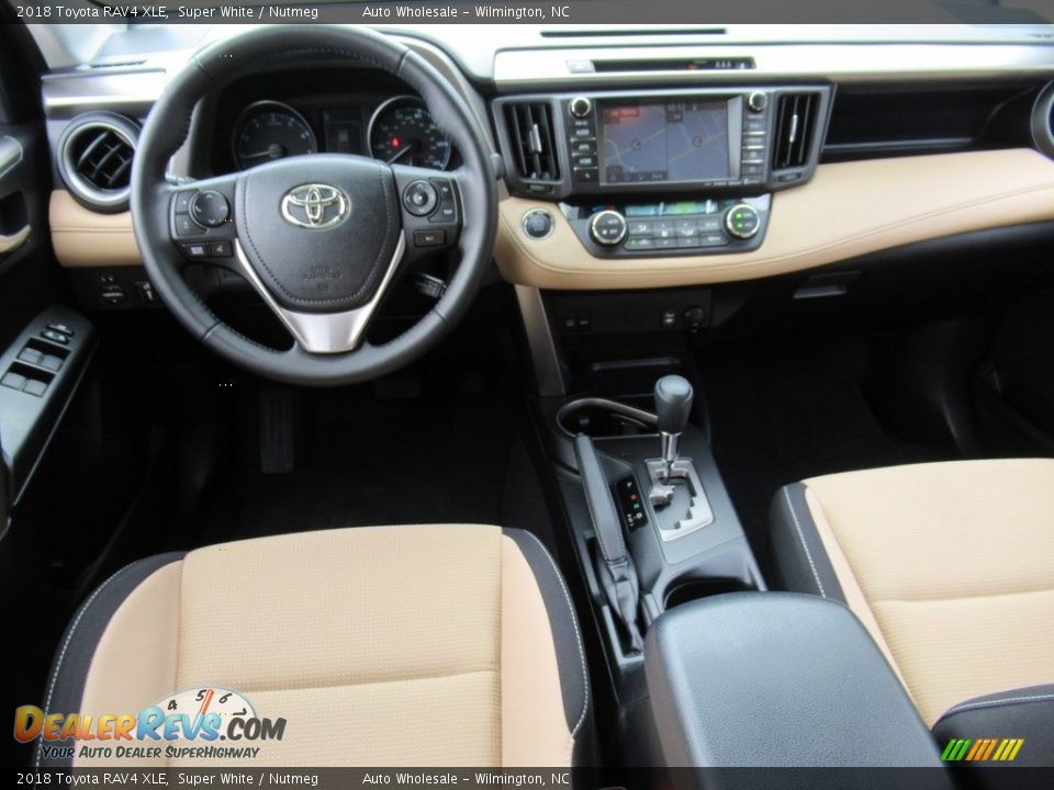 2018 Toyota RAV4 XLE Super White / Nutmeg Photo #15