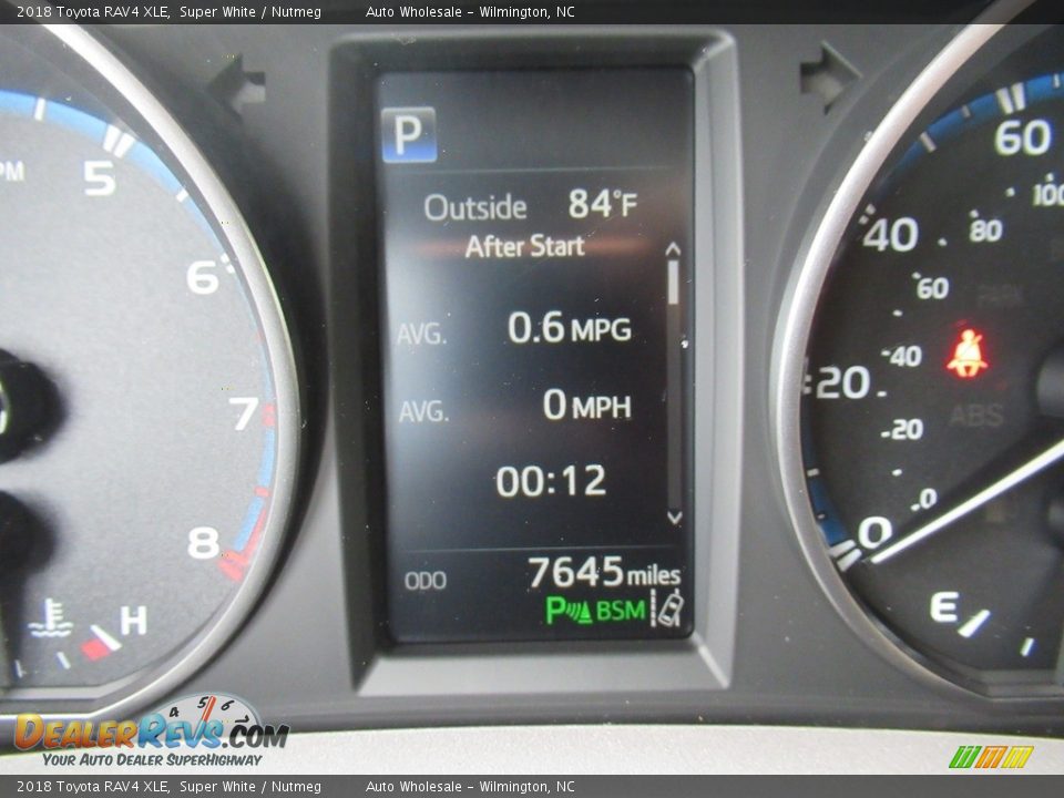 2018 Toyota RAV4 XLE Super White / Nutmeg Photo #16