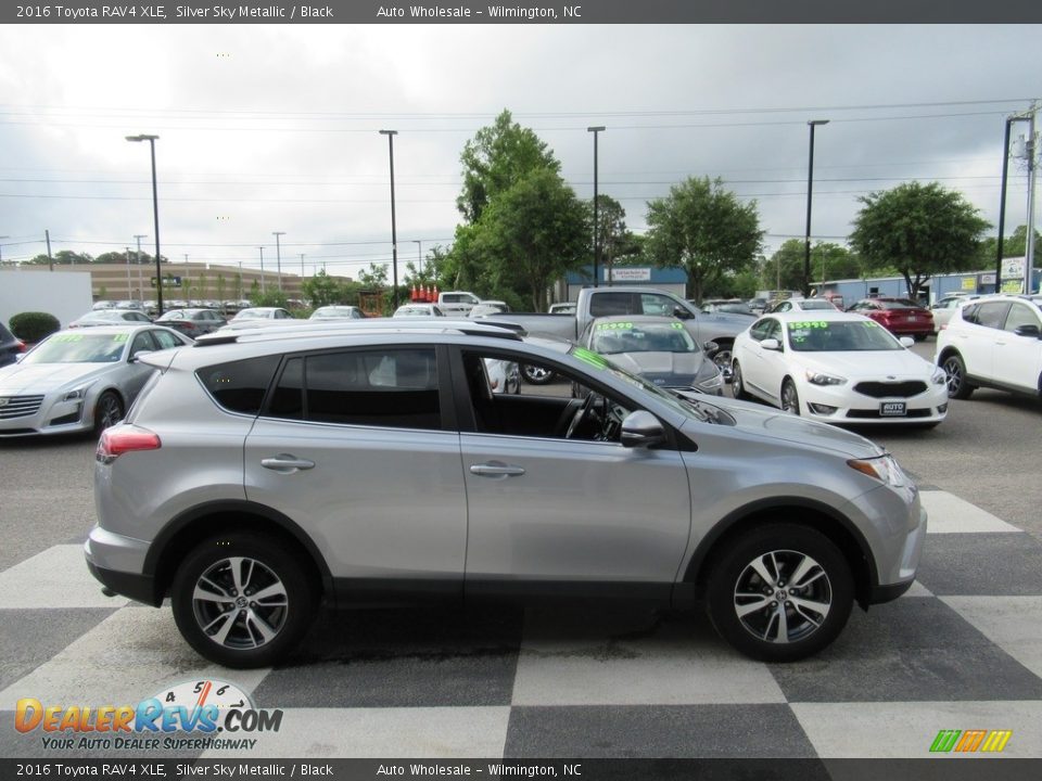 2016 Toyota RAV4 XLE Silver Sky Metallic / Black Photo #3