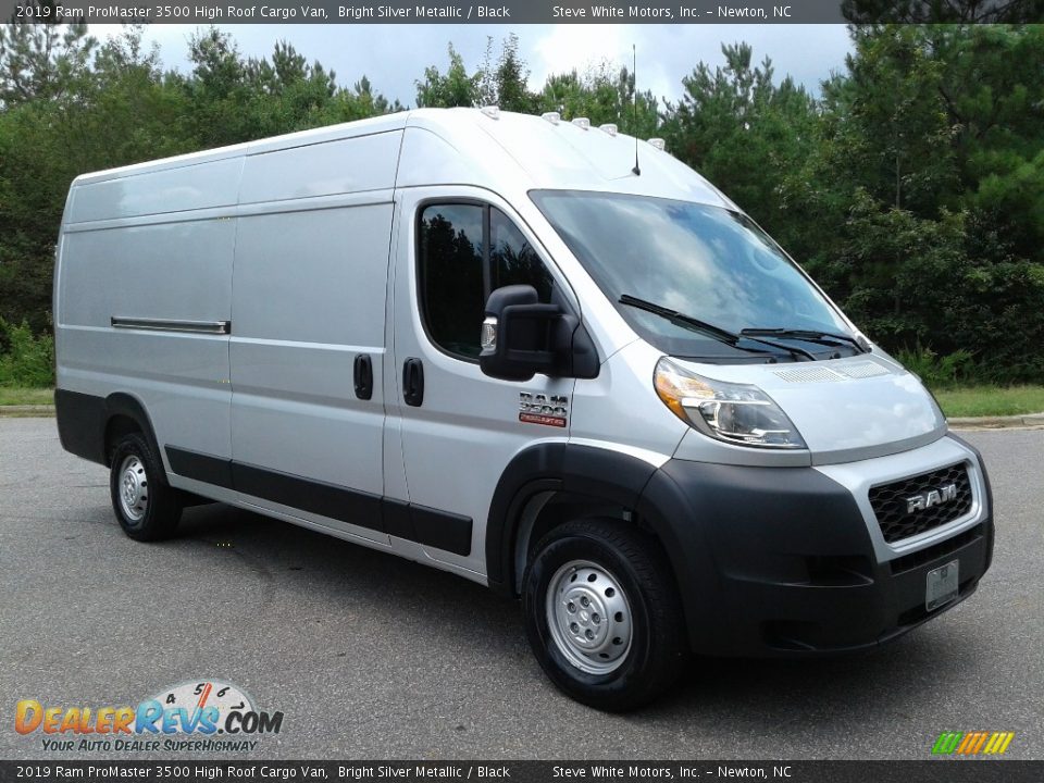 2019 Ram ProMaster 3500 High Roof Cargo Van Bright Silver Metallic / Black Photo #4