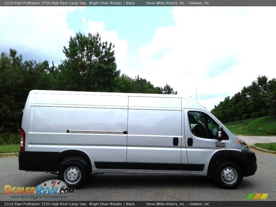 2019 Ram ProMaster 3500 High Roof Cargo Van Bright Silver Metallic / Black Photo #5