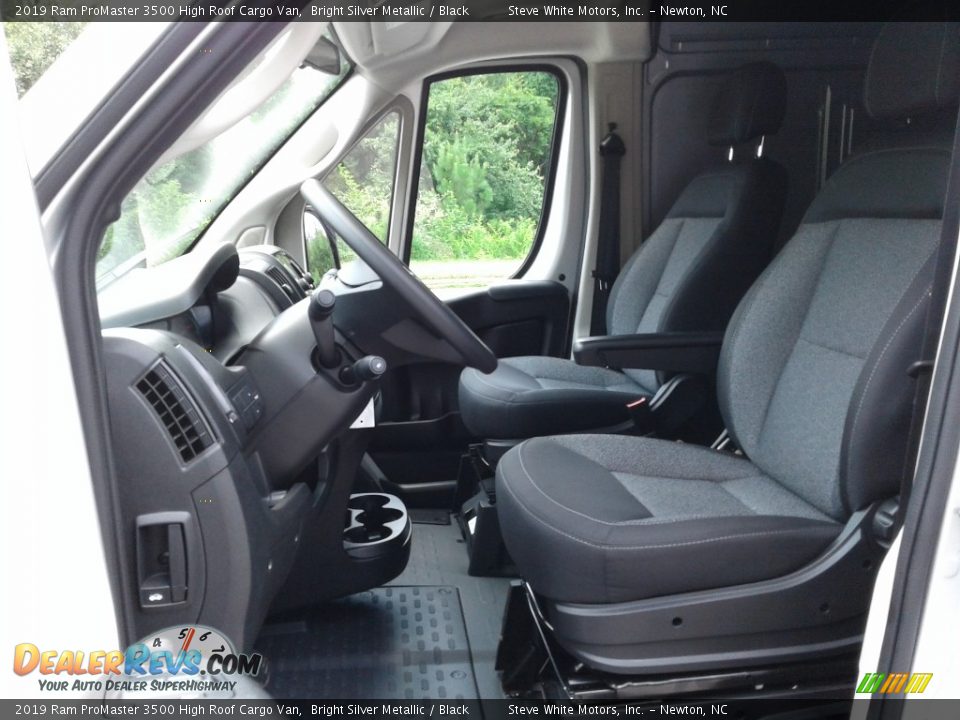 2019 Ram ProMaster 3500 High Roof Cargo Van Bright Silver Metallic / Black Photo #9