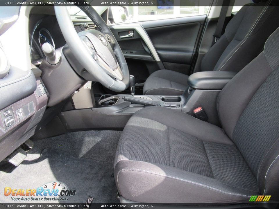 2016 Toyota RAV4 XLE Silver Sky Metallic / Black Photo #11