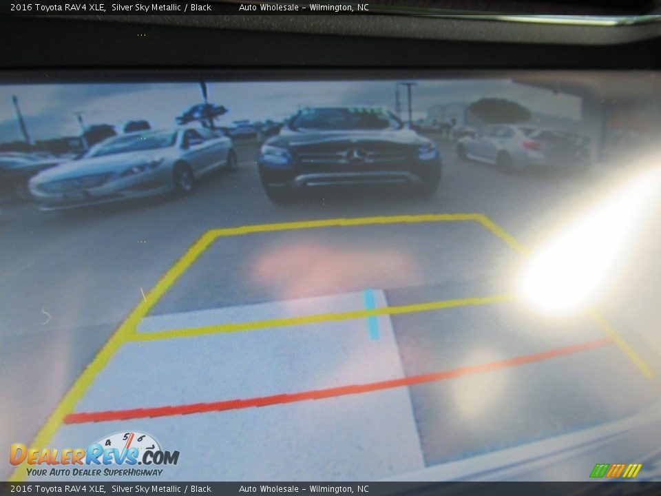 2016 Toyota RAV4 XLE Silver Sky Metallic / Black Photo #19