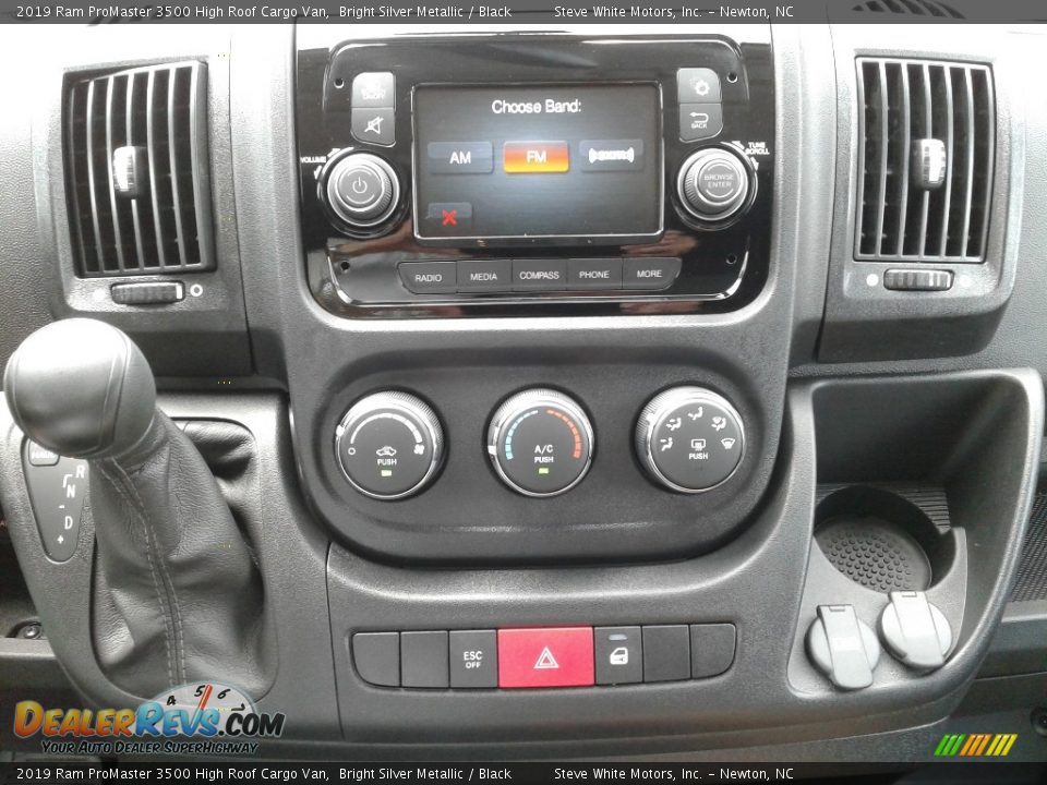 2019 Ram ProMaster 3500 High Roof Cargo Van Bright Silver Metallic / Black Photo #18