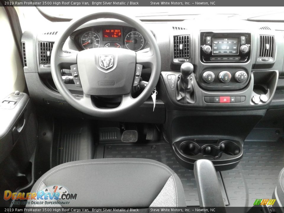2019 Ram ProMaster 3500 High Roof Cargo Van Bright Silver Metallic / Black Photo #22