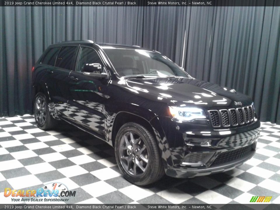 2019 Jeep Grand Cherokee Limited 4x4 Diamond Black Crystal Pearl / Black Photo #4