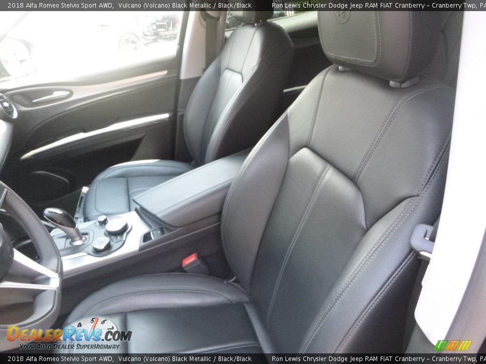 2018 Alfa Romeo Stelvio Sport AWD Vulcano (Volcano) Black Metallic / Black/Black Photo #13