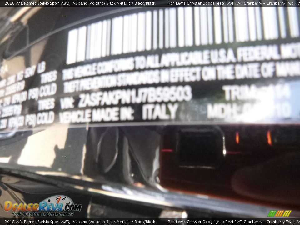 2018 Alfa Romeo Stelvio Sport AWD Vulcano (Volcano) Black Metallic / Black/Black Photo #15