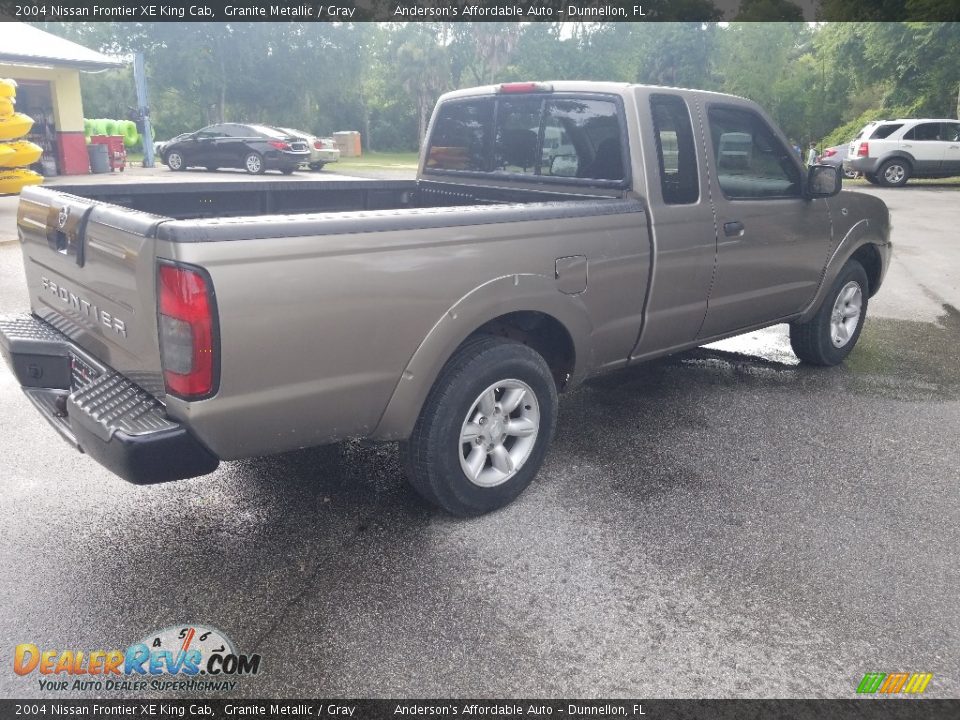 2004 Nissan Frontier XE King Cab Granite Metallic / Gray Photo #3