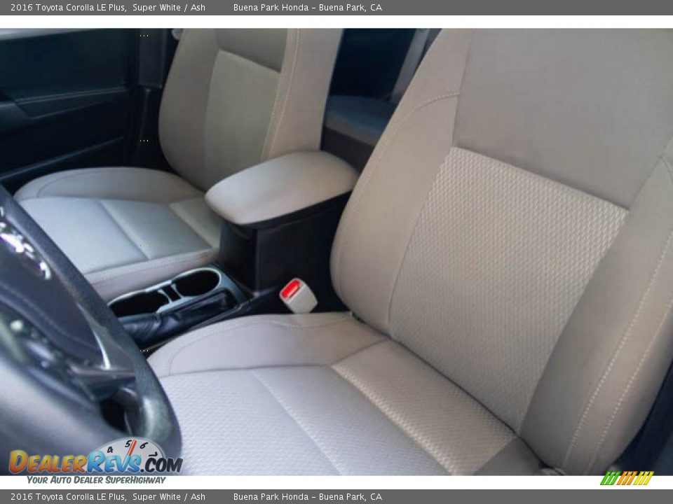 2016 Toyota Corolla LE Plus Super White / Ash Photo #18