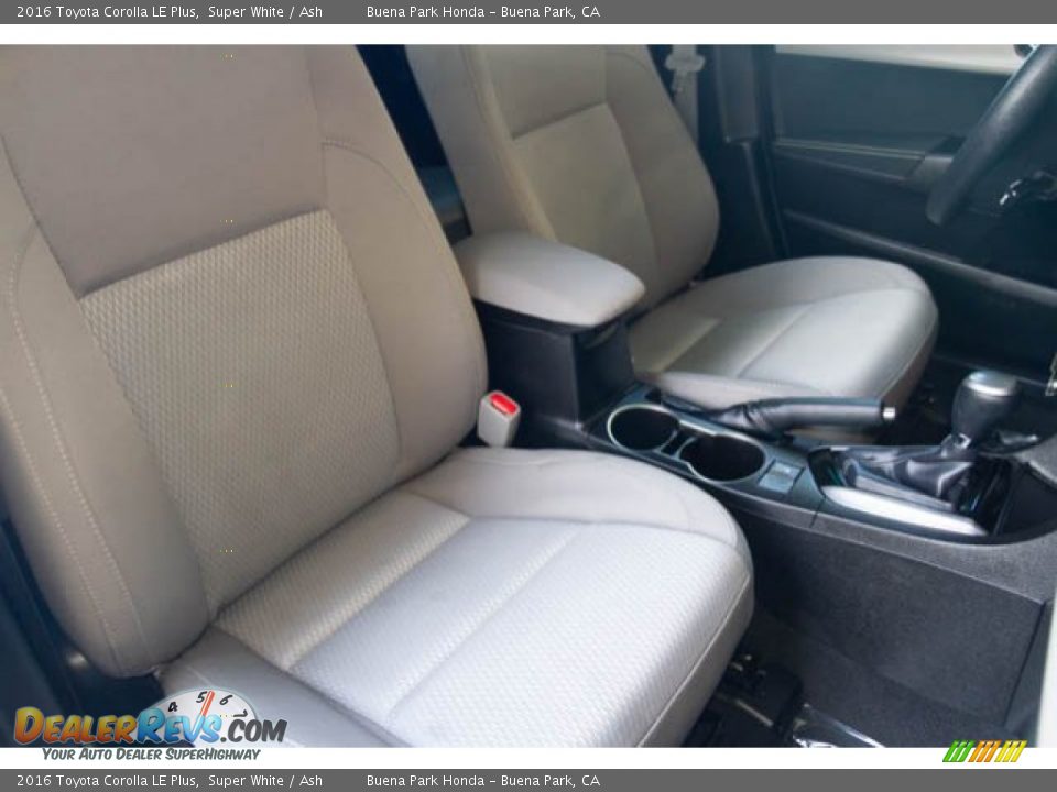 2016 Toyota Corolla LE Plus Super White / Ash Photo #24