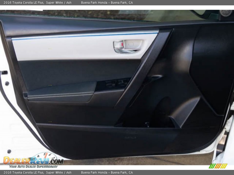 2016 Toyota Corolla LE Plus Super White / Ash Photo #27
