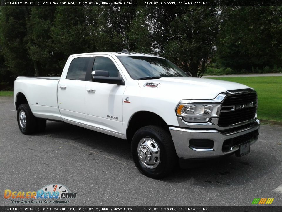 2019 Ram 3500 Big Horn Crew Cab 4x4 Bright White / Black/Diesel Gray Photo #4