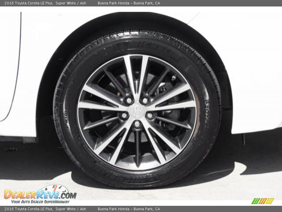 2016 Toyota Corolla LE Plus Super White / Ash Photo #34