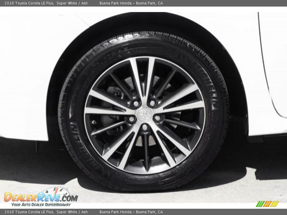 2016 Toyota Corolla LE Plus Super White / Ash Photo #36