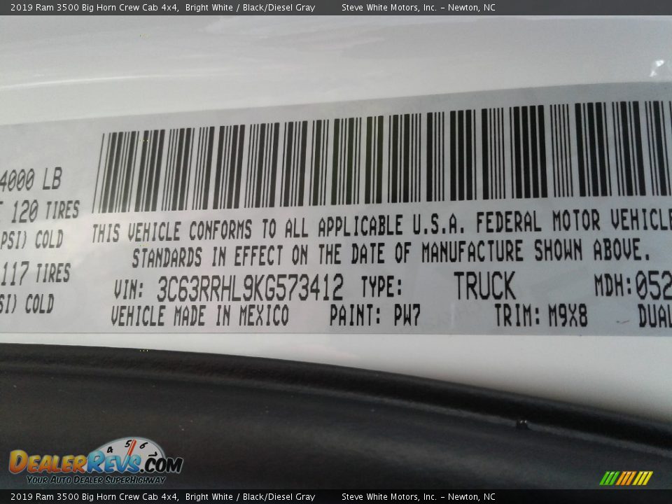 2019 Ram 3500 Big Horn Crew Cab 4x4 Bright White / Black/Diesel Gray Photo #30
