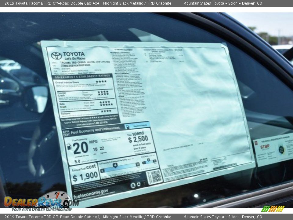 2019 Toyota Tacoma TRD Off-Road Double Cab 4x4 Midnight Black Metallic / TRD Graphite Photo #10