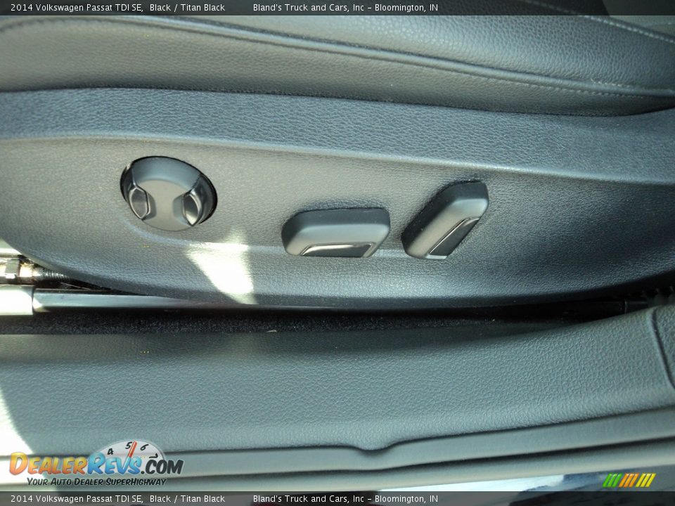 2014 Volkswagen Passat TDI SE Black / Titan Black Photo #9