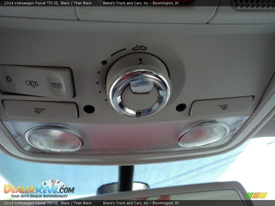 2014 Volkswagen Passat TDI SE Black / Titan Black Photo #25