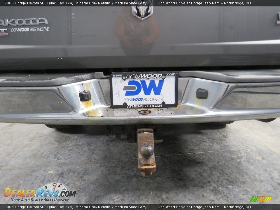2006 Dodge Dakota SLT Quad Cab 4x4 Mineral Gray Metallic / Medium Slate Gray Photo #13
