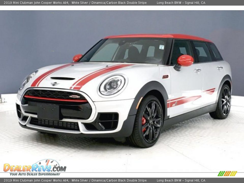 Front 3/4 View of 2019 Mini Clubman John Cooper Works All4 Photo #12