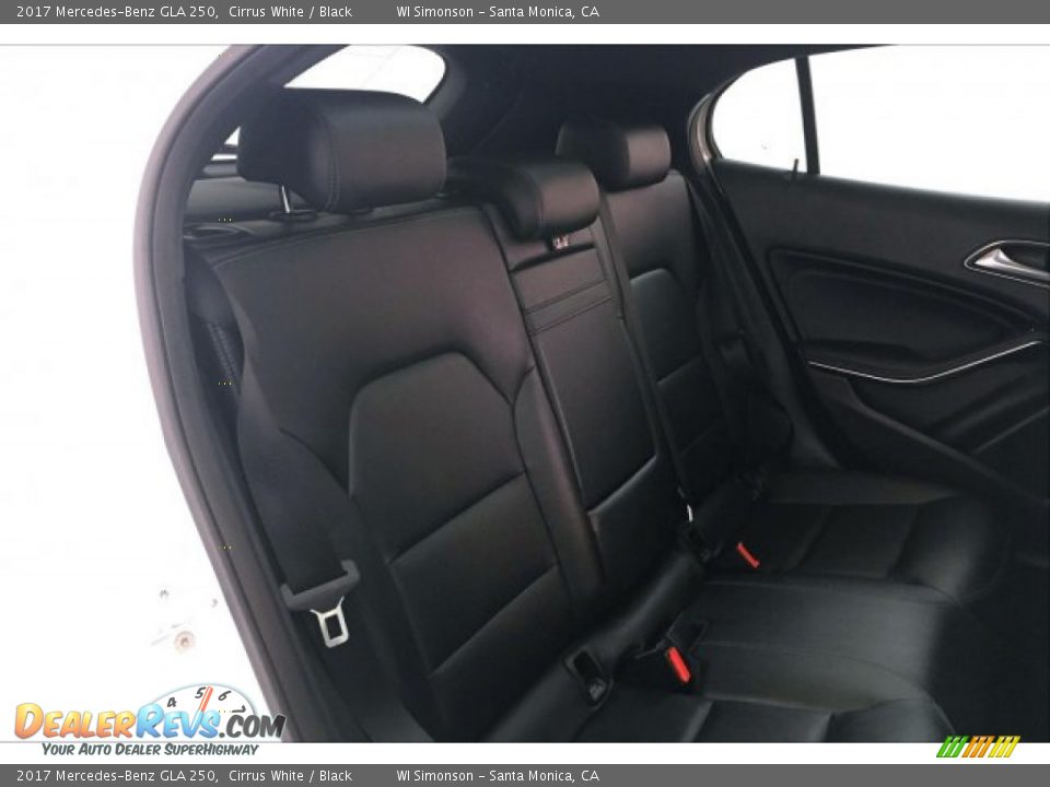 2017 Mercedes-Benz GLA 250 Cirrus White / Black Photo #13