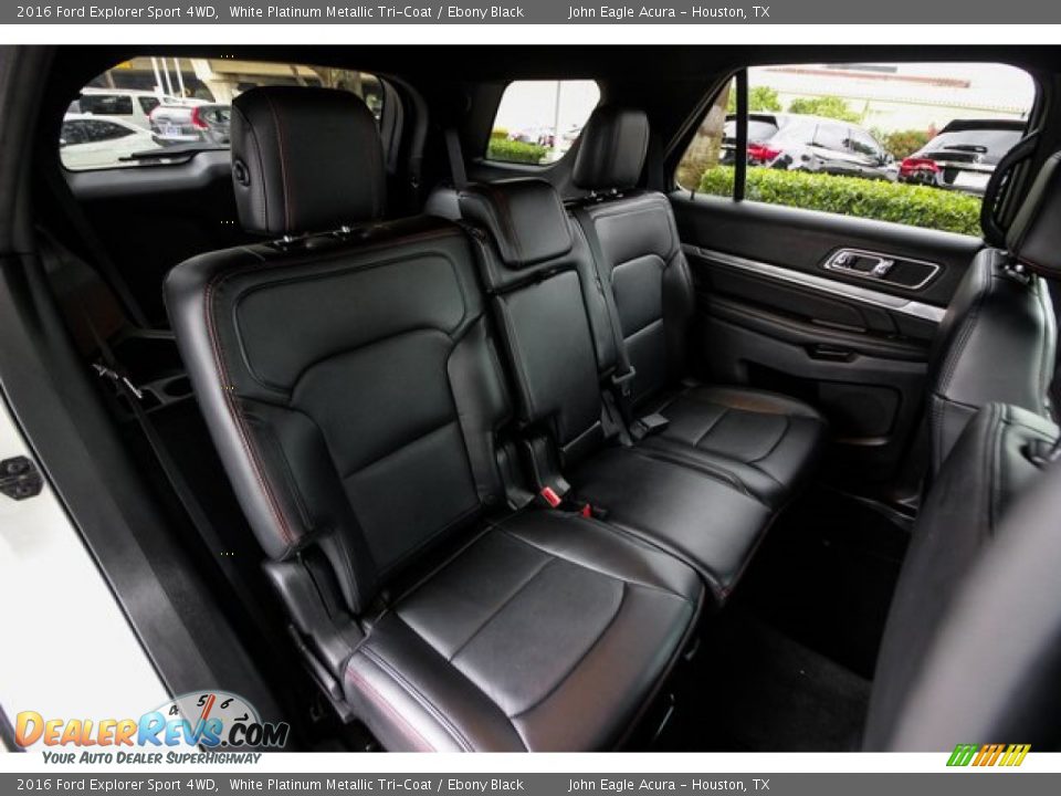 2016 Ford Explorer Sport 4WD White Platinum Metallic Tri-Coat / Ebony Black Photo #24