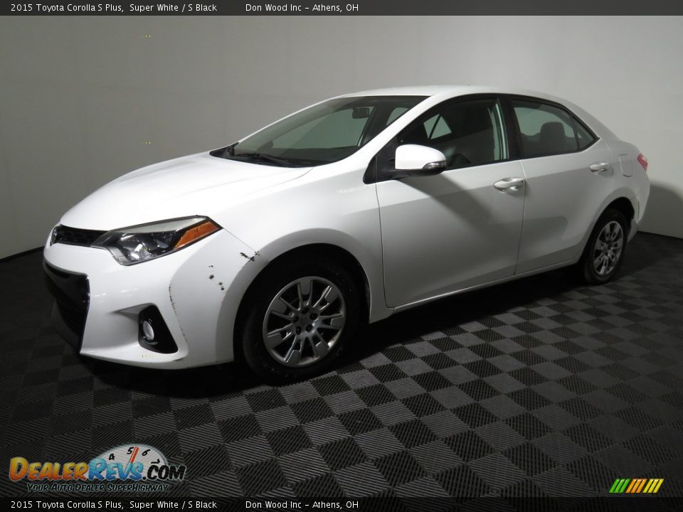 2015 Toyota Corolla S Plus Super White / S Black Photo #7