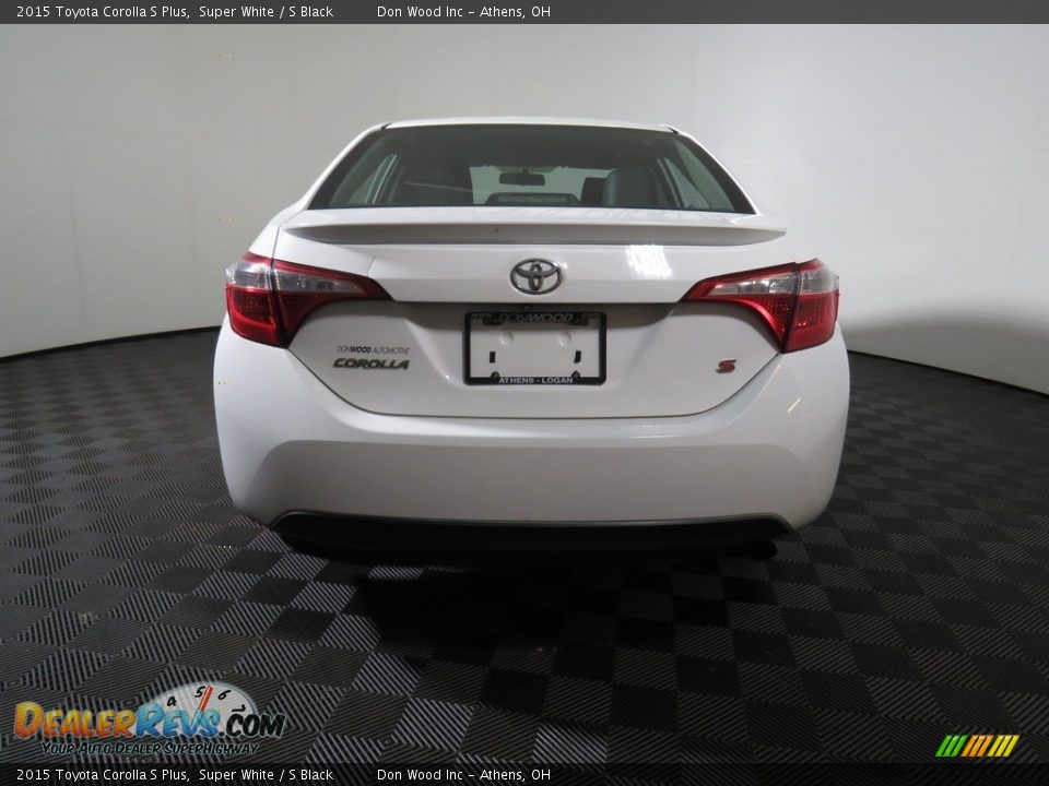 2015 Toyota Corolla S Plus Super White / S Black Photo #11