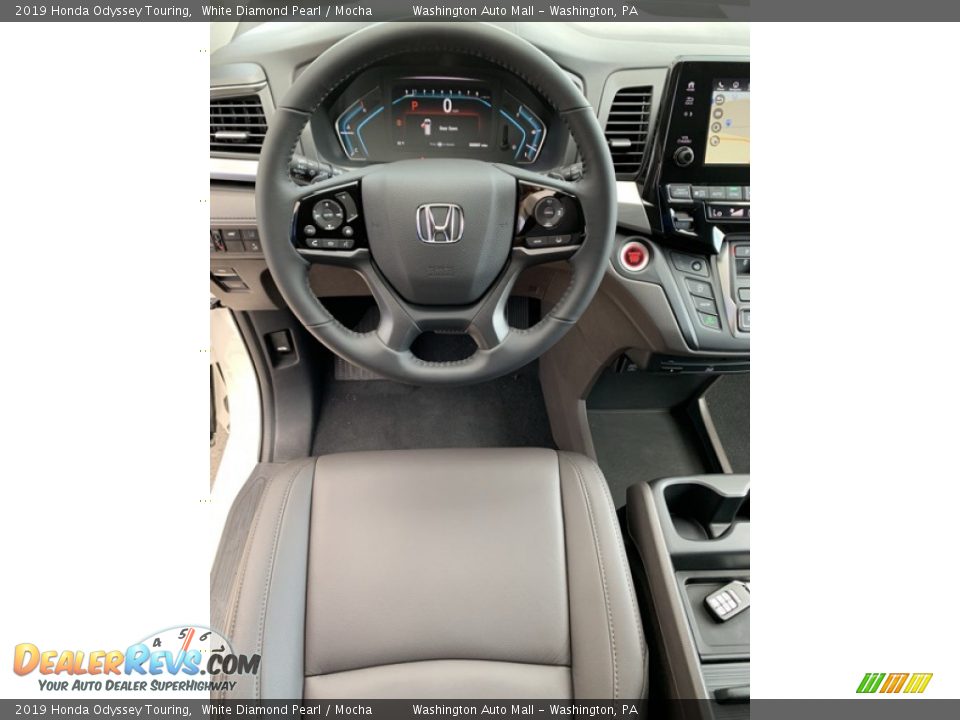 2019 Honda Odyssey Touring White Diamond Pearl / Mocha Photo #13